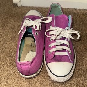 Pink converse